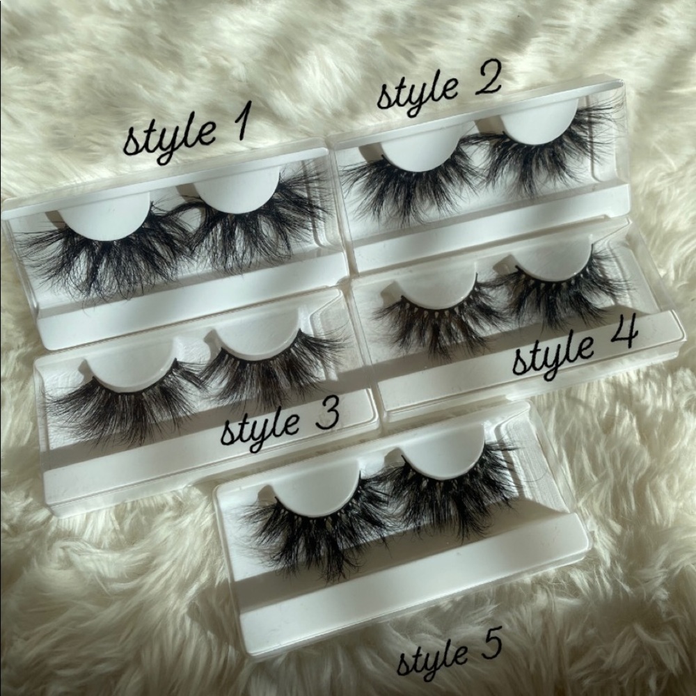 Mink Lashes - Picture 6 of 6